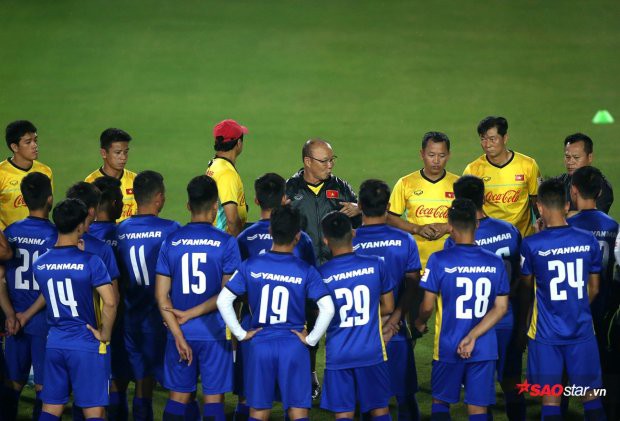 Tuyệt chiêu cực dị của thầy Park bày cho U23 Việt Nam đấu Palestines - Ảnh 1.