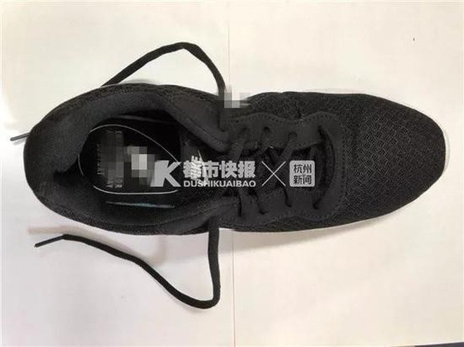 Giày có gắn camera để chụp trộm chị em phụ nữ được rao bán tràn lan trên MXH Trung Quốc - Ảnh 2.