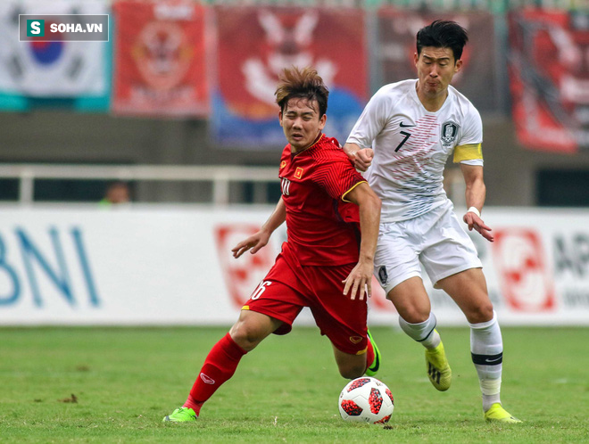 Bố của Son Heung-min căng thẳng, đứng ngồi không yên khi xem con trai đấu U23 Việt Nam - Ảnh 1.