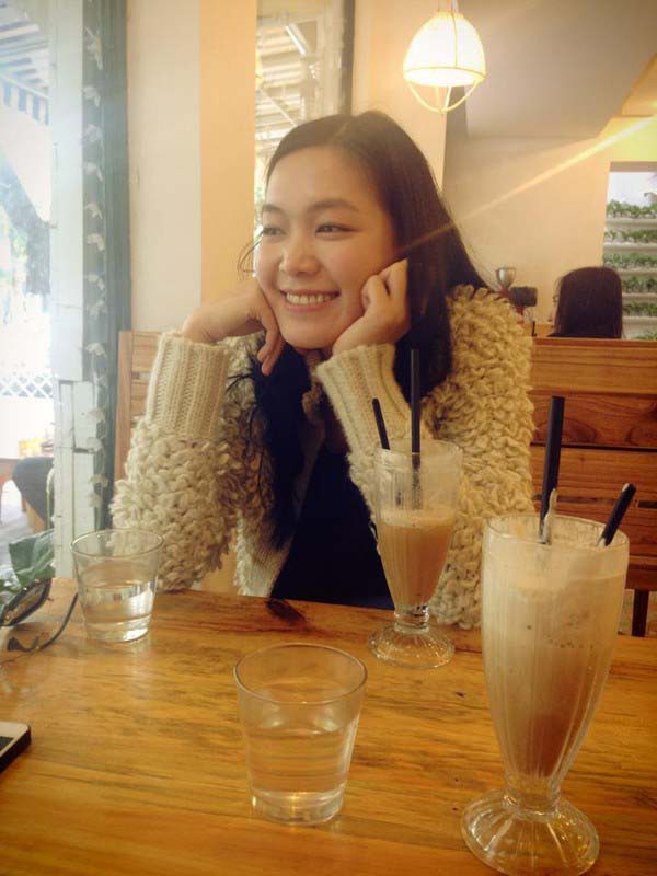 Mặt mộc và vẻ gợi cảm của Hoa hậu Việt Nam tuyên bố không phẫu thuật thẩm mỹ - Ảnh 6.