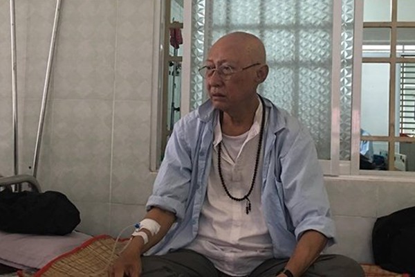 Mai Phương - Lê Bình: Trên phim là cha con, ngoài đời cùng chữa ung thư phổi - Ảnh 2.