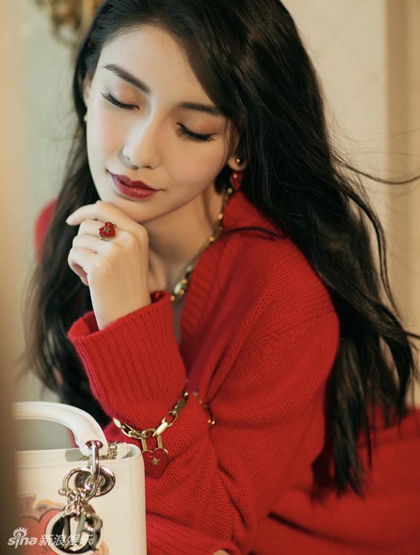 Angelababy tái xuất xinh đẹp sau khi bị chê bai vì khuôn mặt méo mó khó hiểu - Ảnh 1.