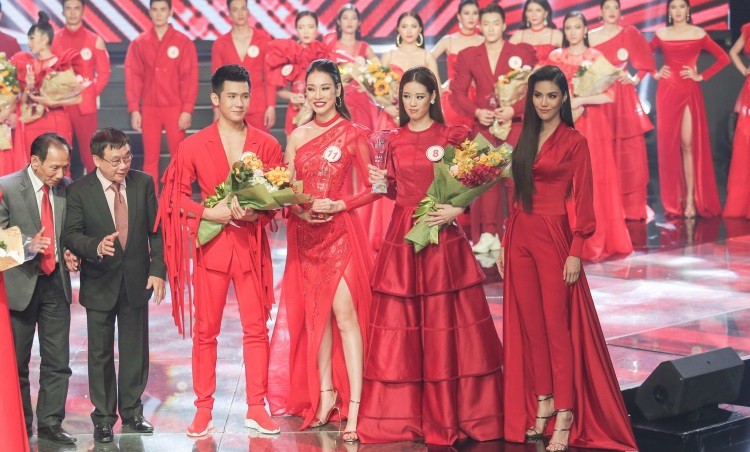 Chung kết Si&ecirc;u mẫu Việt Nam 2018: Kỳ Duy&ecirc;n thua đậm trước Hương Giang - Ảnh 12.