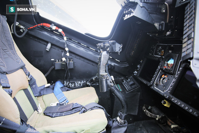 PV VN duy nhất ngồi trực thăng Mi-28NE: Phát hiện có biểu tượng thần thánh thời bao cấp - Ảnh 6.