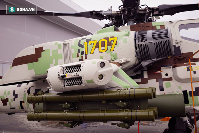 PV VN duy nhất ngồi trực thăng Mi-28NE: Phát hiện có biểu tượng thần thánh thời bao cấp - Ảnh 3.