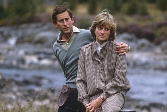 Công nương Diana tiết lộ về đời sống tình dục với Thái tử Charles vẻn vẹn trong hai từ mà không ai có thể tưởng tượng nổi - Ảnh 2.