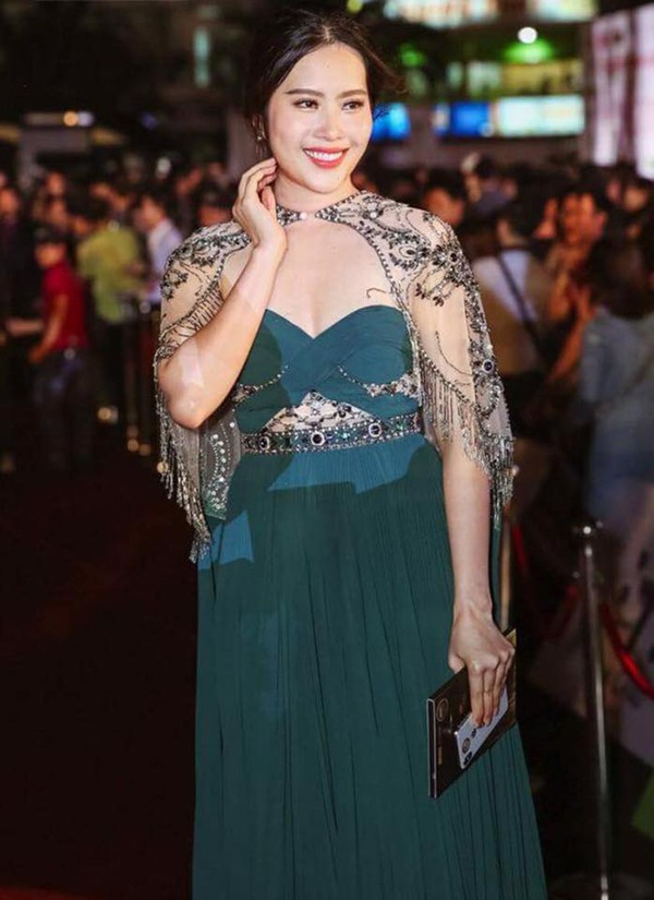 Khi xuất hiện, Nam Em gây sốc nhất dàn khách mời Hoa hậu Việt Nam  - Ảnh 2.