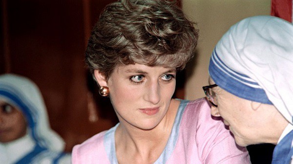 Những mặt trái ít người biết về công nương Diana và nguyên nhân thực sự khiến cuộc hôn nhân hoàng gia nổi tiếng kết thúc - Ảnh 3.