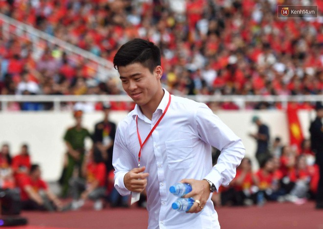 Gia thế ít người biết của bạn gái tiền vệ U23 Việt Nam - Đỗ Duy Mạnh - Ảnh 3.