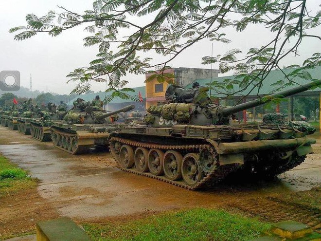 Tăng T-90S VN: Lính thoát kiếp nạn è cổ khiêng bình điện 70kg đến chết ngất - Ảnh 3.