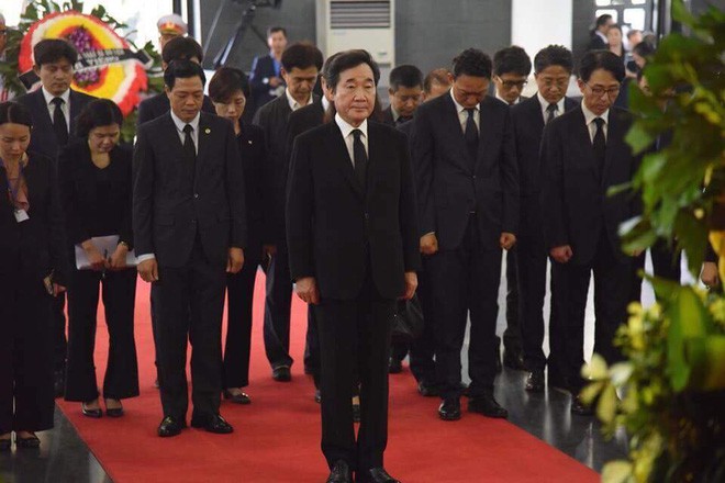 Thủ tướng Campuchia và Thủ tướng Hàn Quốc đến viếng Chủ tịch nước Trần Đại Quang - Ảnh 3.