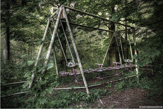 Công viên giải trí lâu đời nhất châu Âu: Vắng bóng người lui tới sau tai nạn khiến 1 bé trai mất cả cánh tay, rồi lặng lẽ đóng cửa và bị bỏ hoang suốt 16 năm qua - Ảnh 3.