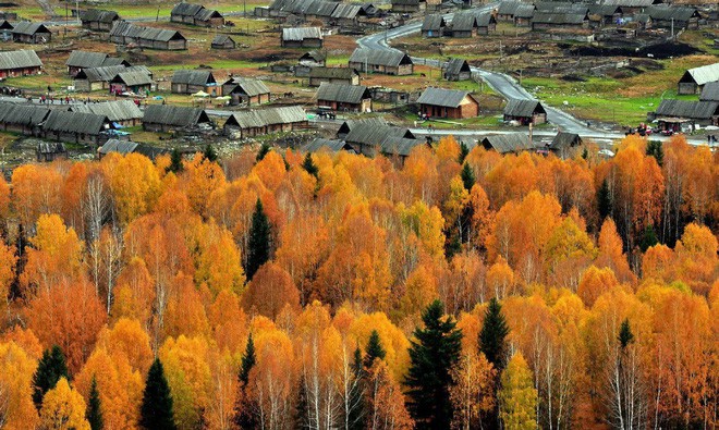 Những ngôi làng cổ cảnh sắc đẹp mê hồn nhất định phải ghé thăm vào mùa thu ở Trung Quốc - Ảnh 9.