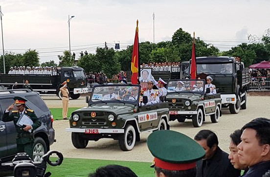 Lễ an táng Chủ tịch nước Trần Đại Quang tại quê nhà Ninh Bình - Ảnh 2.