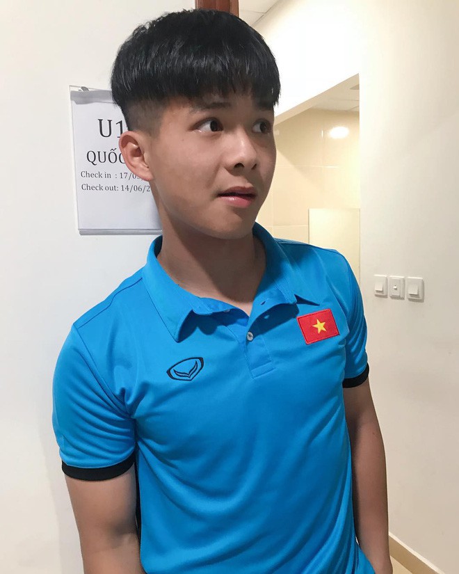 Chàng thủ môn của U19 Việt Nam điển trai, tài năng không kém Bùi Tiến Dũng - Ảnh 5.