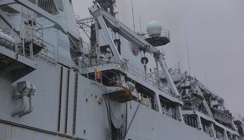 Tàu chiến 20.000 tấn cùng 500 binh sĩ Anh thăm TP.HCM - Ảnh 5.