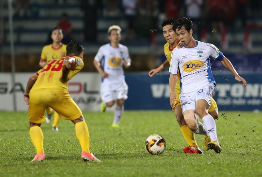 Lộ danh sách tuyển Việt Nam chuẩn bị AFF Cup: Hà Nội FC áp đảo - Ảnh 1.