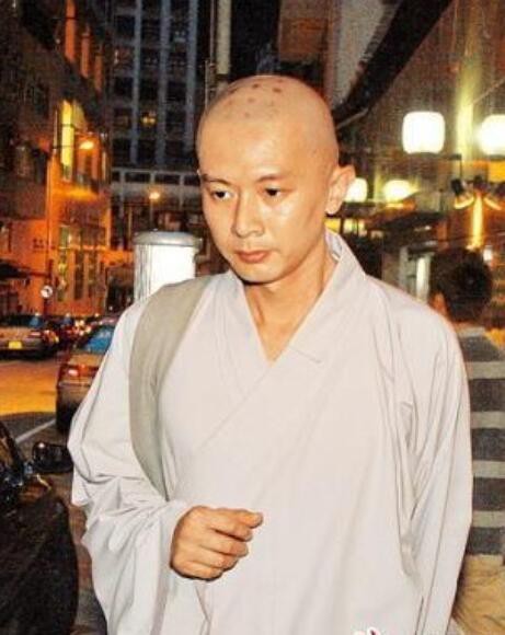 Kết cục cay đắng của Hoa hậu hám đại gia: Bị người tình ruồng bỏ, phải đi bán cá mưu sinh - Ảnh 9.