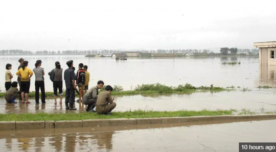 Triều Tiên: Lũ lụt xô đổ hơn 800 toà nhà, 76 người thiệt mạng - Ảnh 2.