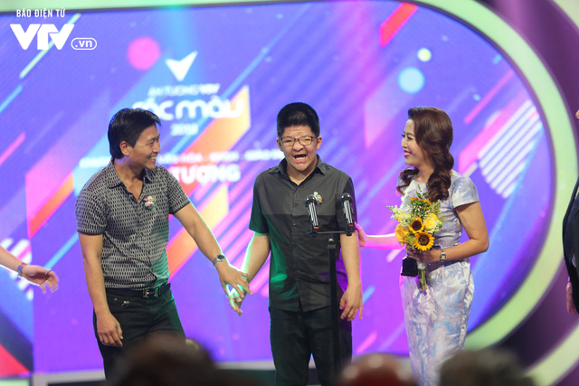 U23 Việt Nam nhận giải nhân vật ấn tượng nhất năm - Ảnh 2.