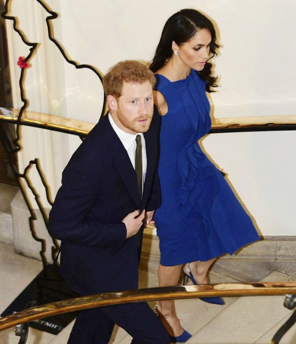 Dù được chồng và gia đình chồng yêu chiều hết mực, Meghan lần đầu tiết lộ điều cô không thích khi trở thành nàng dâu hoàng gia - Ảnh 3. Dù được chồng và gia đình chồng yêu chiều hết mực, Meghan lần đầu tiết lộ điều cô không thích khi trở thành nàng dâu hoàng gia - Ảnh 3.