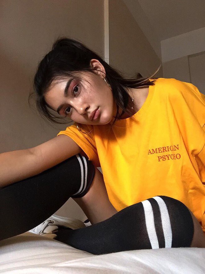 Nữ sinh Việt lai Đức cao 1m72, da nâu cá tính và là fan bự của tuyển bóng đá Việt Nam - Ảnh 5. Nữ sinh Việt lai Đức cao 1m72, da nâu cá tính và là fan bự của tuyển bóng đá Việt Nam - Ảnh 5.