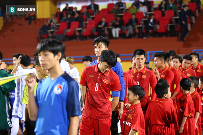 Tuyển thủ Việt Nam càng lớn càng hư, hay ông Park Hang-seo chỉ vẽ rắn thêm chân? - Ảnh 1.