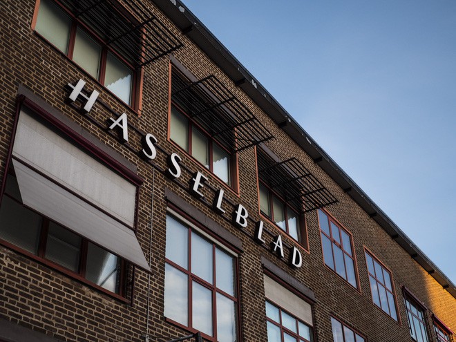 Mời tham quan nhà máy của Hasselblad, nơi giá trị công nghệ được nâng tầm bằng chính bàn tay con người - Ảnh 1.