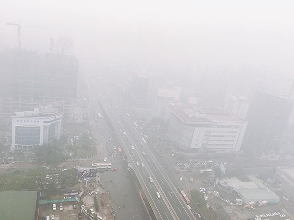 Lý giải nguyên nhân gây sương mù ở Hà Nội nhiều ngày qua - Ảnh 2.