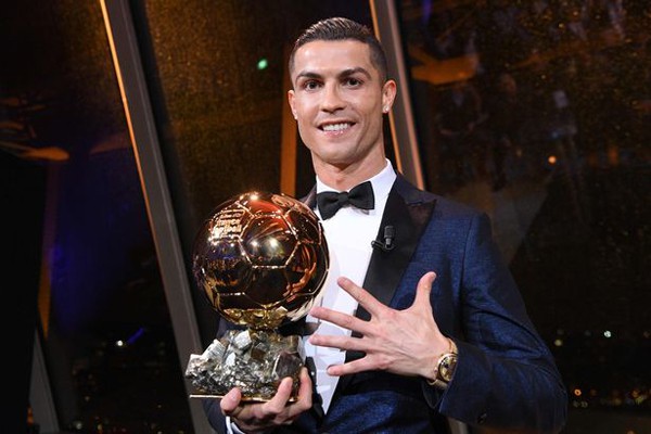 Franck Ribery: ‘Ronaldo đã cướp Quả Bóng Vàng 2013 của tôi’ - Ảnh 2.
