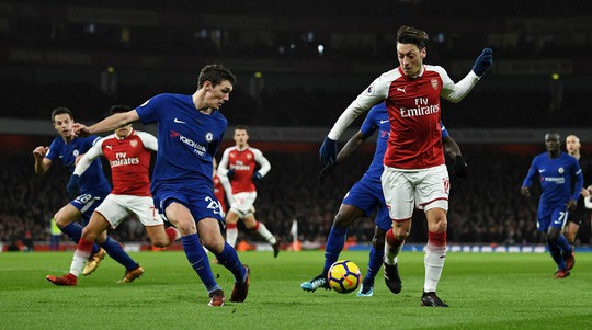 HLV Wenger cương quyết không rời Arsenal - Ảnh 2.