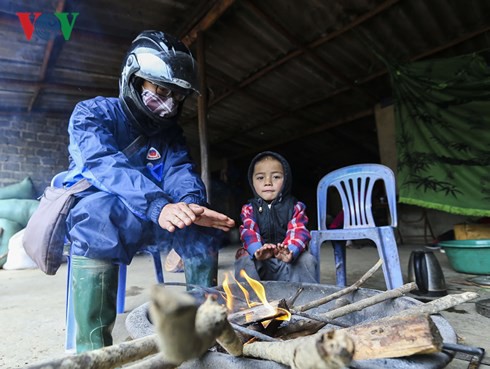 Điện Biên: Có nơi xuất hiện băng giá, cuộc sống người dân đảo lộn - Ảnh 1.