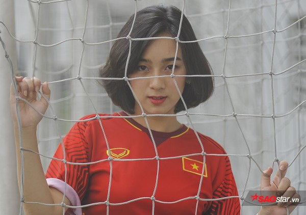 Nữ MC xinh đẹp mê Công Phượng, tin U23 Việt Nam hạ đẹp U23 Úc - Ảnh 1.