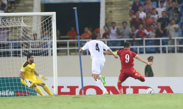 Quyết chiến U23 Iraq, người hâm mộ Việt Nam lại nhớ Công Vinh - Ảnh 1.