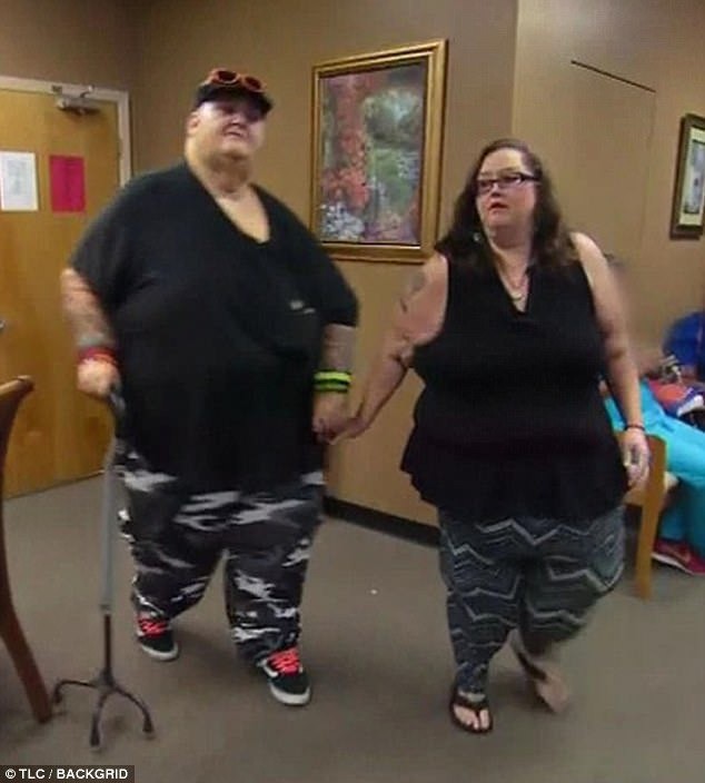 Bị giam cầm trong chính cơ thể của mình, cặp đôi béo phì đưa mối quan hệ của họ lên tầm cao mới nhờ giảm cân - Ảnh 11.
