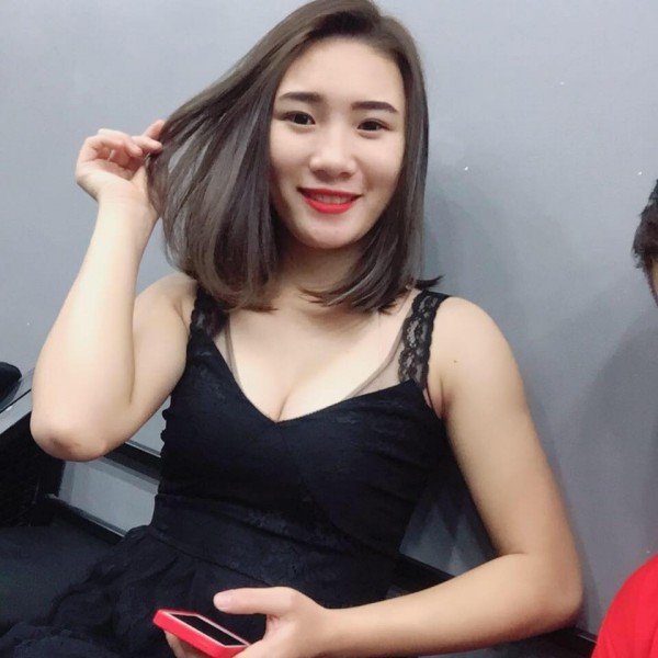 Cận cảnh nhan sắc hot girl tung ảnh Facetime với Công Phượng gây sốt xình xịch - Ảnh 3.