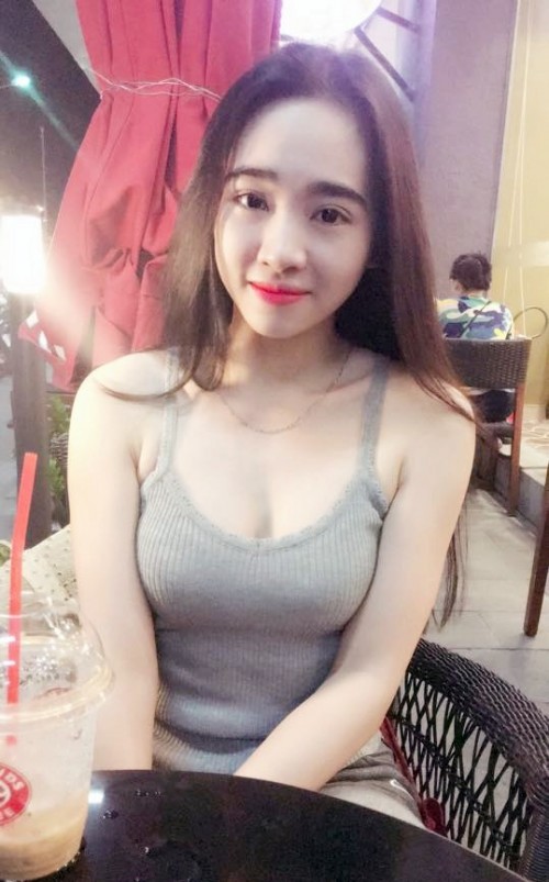 Giấc mơ tuổi 23 của hot girl đi mô tô khủng được dân cư mạng truy lùng - Ảnh 5.