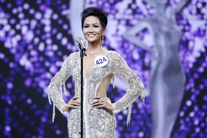 Những điểm trừ đáng tiếc của Chung kết Hoa hậu Hoàn vũ Việt Nam 2017 - Ảnh 5.