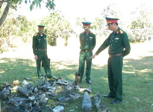 Nhìn gần kho đạn Lữ đoàn tăng thiết giáp 273 một ngày sau vụ nổ - Ảnh 6.