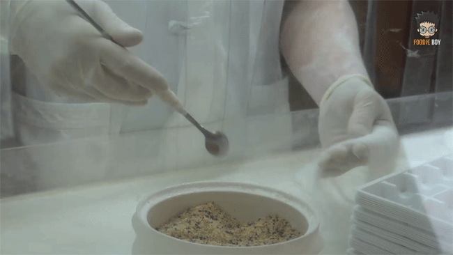Độc đáo món kẹo râu rồng ở Trung Quốc phải quấn trên 16.000 vòng mới hoàn thành món ăn - Ảnh 8.
