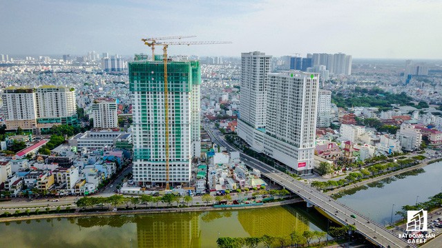 Toàn cảnh con đường đắt đỏ bậc nhất trung tâm Sài Gòn nhìn từ trên cao - Ảnh 10.
