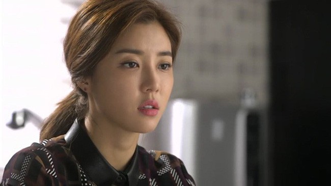 Về quê nghỉ lễ lên thấy chiếc quần hoa của phụ nữ trong nhà, vợ nổi đóa nghi chồng ngoại tình nhưng sự thật tréo ngoe thế này - Ảnh 1. Về quê nghỉ lễ lên thấy chiếc quần hoa của phụ nữ trong nhà, vợ nổi đóa nghi chồng ngoại tình nhưng sự thật tréo ngoe thế này - Ảnh 1.