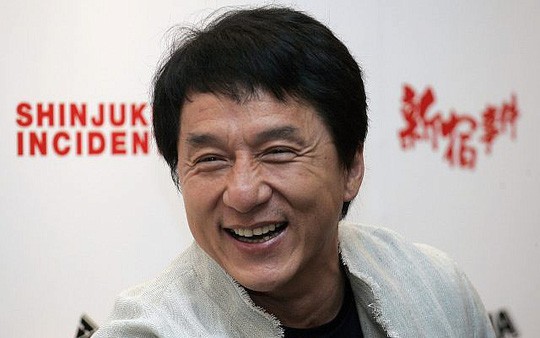 Bị sa thải vì quên cắt cảnh nóng Thành Long trên phim - Ảnh 1. Bị sa thải vì quên cắt cảnh nóng Thành Long trên phim - Ảnh 1.