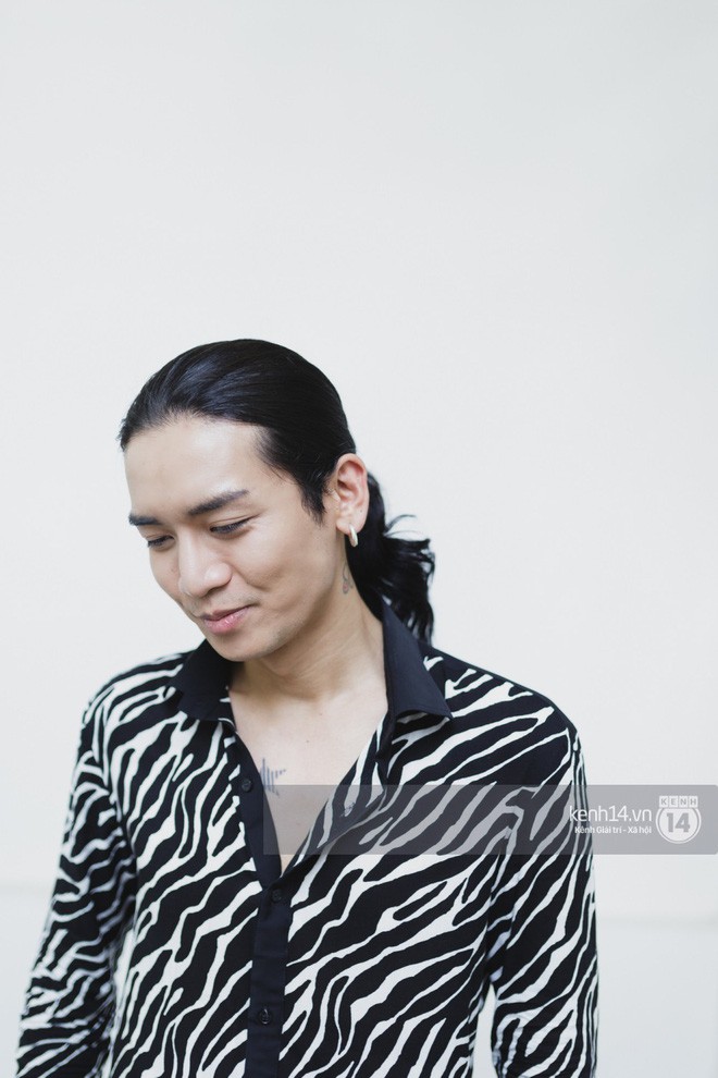 BB Trần: “Tôi giả gái vì muốn giữ hình ảnh của mẹ bên mình mãi” - Ảnh 11. BB Trần: “Tôi giả gái vì muốn giữ hình ảnh của mẹ bên mình mãi” - Ảnh 11.