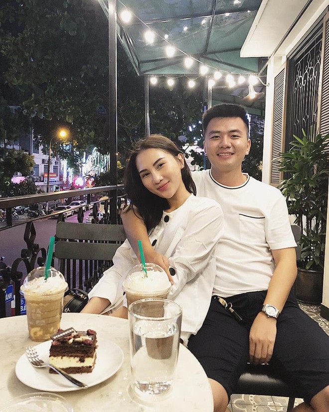 Hoa khôi báo chí lên xe hoa vào ngày đầu năm mới, diện chiếc váy đính 10.000 hạt pha lê cao cấp - Ảnh 13. Hoa khôi báo chí lên xe hoa vào ngày đầu năm mới, diện chiếc váy đính 10.000 hạt pha lê cao cấp - Ảnh 13.