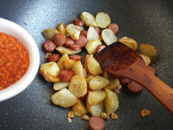 Trời lạnh làm món khoai tây này ăn vặt thì ngon tuyệt - Ảnh 4. Trời lạnh làm món khoai tây này ăn vặt thì ngon tuyệt - Ảnh 4.