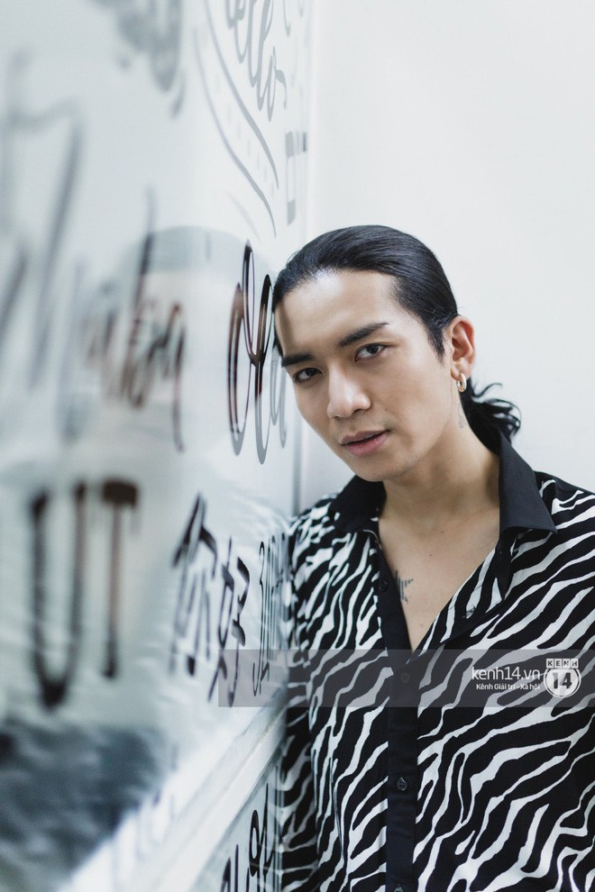 BB Trần: “Tôi giả gái vì muốn giữ hình ảnh của mẹ bên mình mãi” - Ảnh 7. BB Trần: “Tôi giả gái vì muốn giữ hình ảnh của mẹ bên mình mãi” - Ảnh 7.