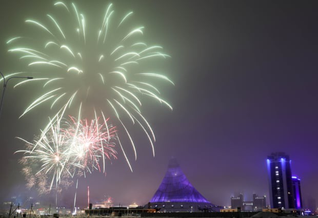 Quốc gia nào có màn chào đón năm mới 2019 ấn tượng nhất? - Ảnh 11. Quốc gia nào có màn chào đón năm mới 2019 ấn tượng nhất? - Ảnh 11.