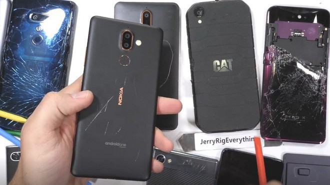 Đây là danh sách những smartphone bền bỉ và yếu ớt nhất năm 2018: Top 1 là cái tên lạ hoắc! - Ảnh 3.