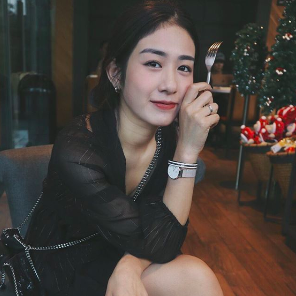 Vì sao không phải là hotgirl cũng chẳng hoạt động showbiz mà Trang Lou vẫn cán mốc 1 triệu người theo dõi trên Instagram? - Ảnh 3.